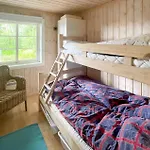 Дом отдыха Awesome In With Sauna *